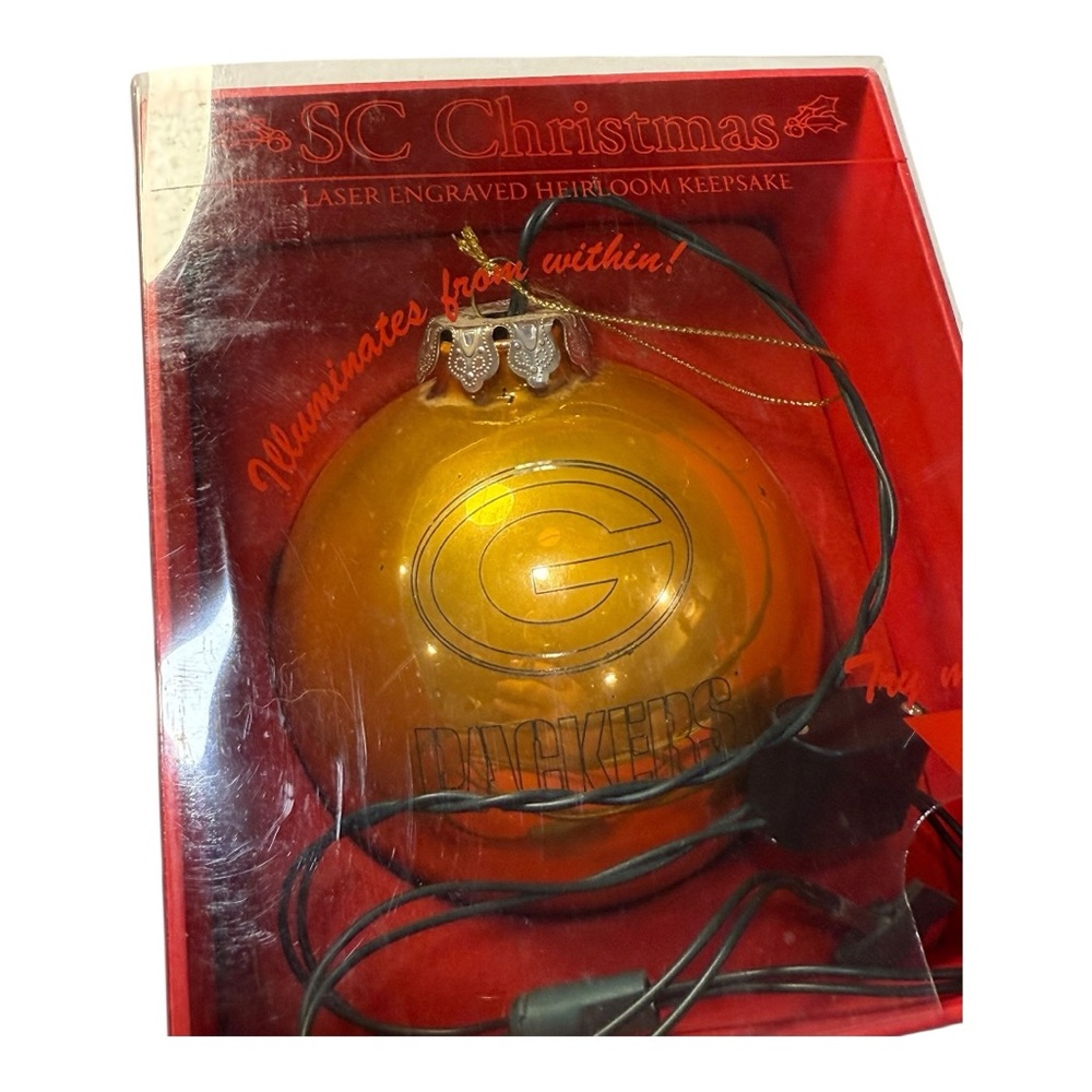 Green Bay Packers Light-Up Christmas Ornament SC Laser Engraved NFL Licensed - Picture 2 of 12